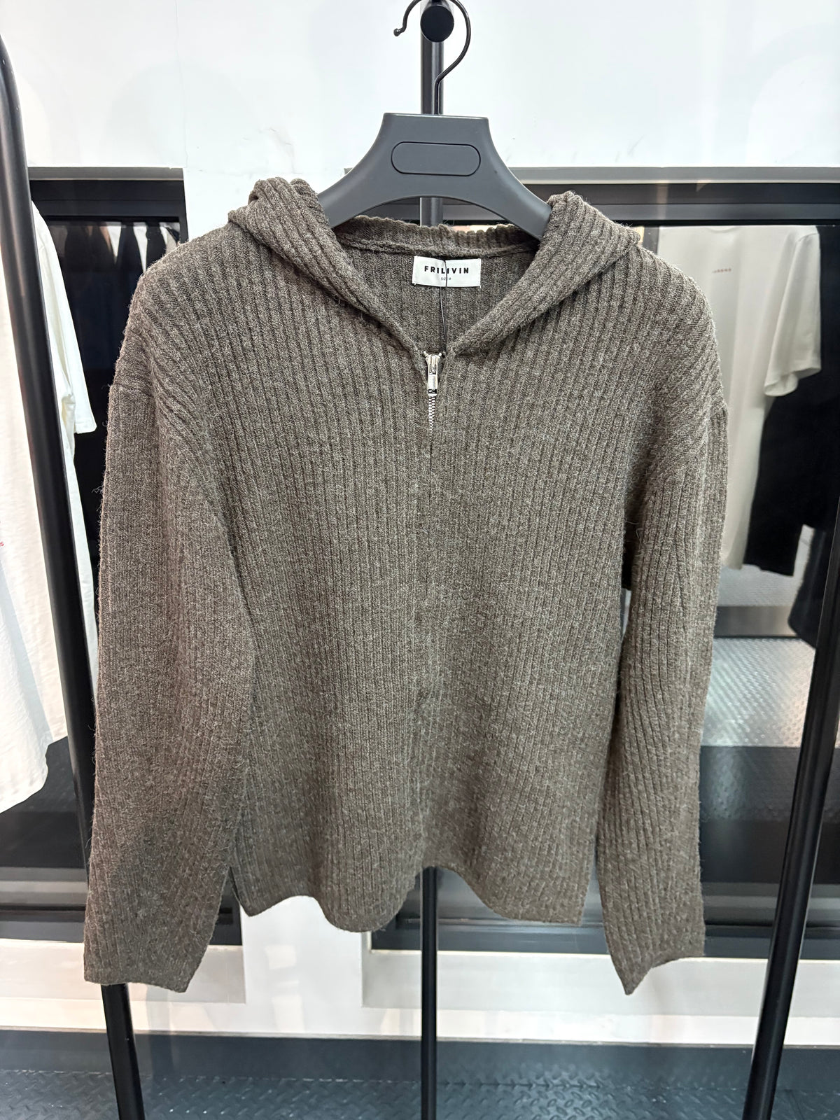 Le Gilet à capuche en maille - Marron